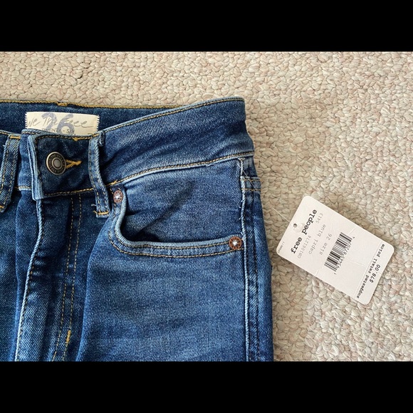 Free People blue raw cropped skinny Jeans size 26 - Picture 3 of 6